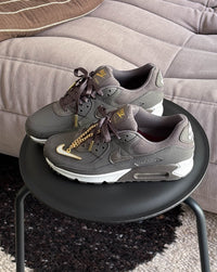 Nike Wmns Air Max 90 Cave Stone/Cave Stone/Dark Beetroot