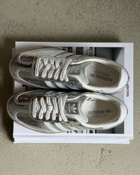 adidas Samba OG Silver Metallic/Cloud White/Core White