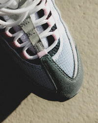 Nike Air Max 95 OG Black/Pink Foam/White/Reflect Silver