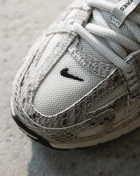 Nike Nike P-6000 SE Snakeskin Light Bone/Light Bone/Black