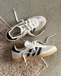adidas Samba OG Off White/Carbon/Gold Metallic