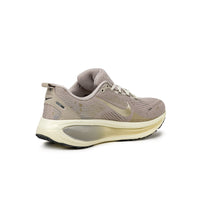 Nike Vomero 18 SE Ceam II/Metallic Gold Grain/Coconut Milk
